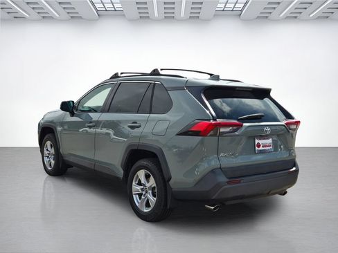 Used 2020 Toyota RAV4 XLE w/ XLE Grade Weather Package AWD/4WD image 6
