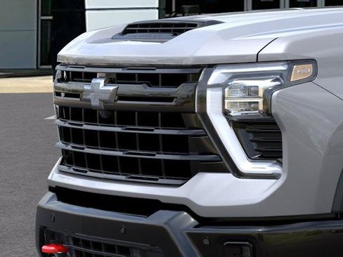 New 2026 Chevrolet Silverado 2500 LTZ w/ LTZ Plus Package AWD/4WD image 13