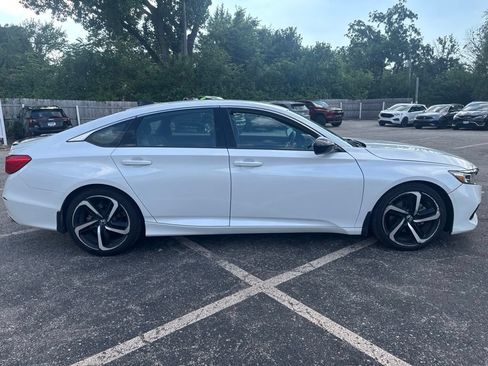 Used 2021 Honda Accord Sport image 4