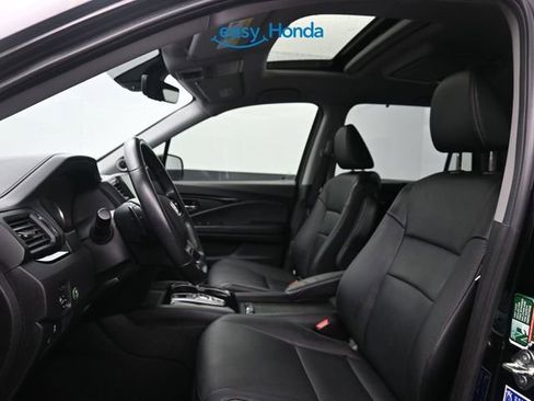 Used 2019 Honda Pilot Touring image 14