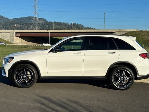 Used 2022 Mercedes-Benz GLC 300 GLC 300 image 6