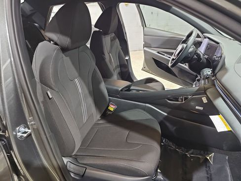 New 2026 Hyundai Elantra Sport FWD image 10