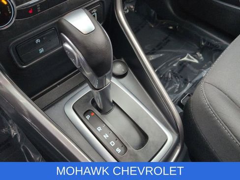 Used 2019 Ford EcoSport SE w/ SE Convenience Package image 17