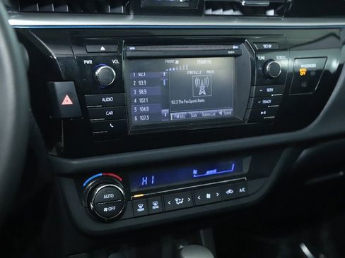 Used 2016 Toyota Corolla S image 24