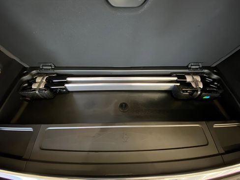 Used 2022 Jeep Grand Wagoneer Series III w/ Flexible Seating Group image 39