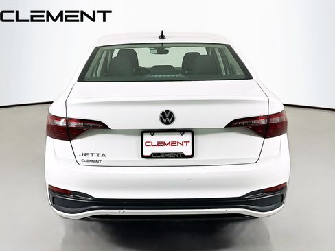 Used 2024 Volkswagen Jetta S FWD image 8
