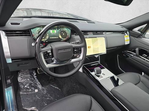 New 2026 Land Rover Range Rover SE image 15