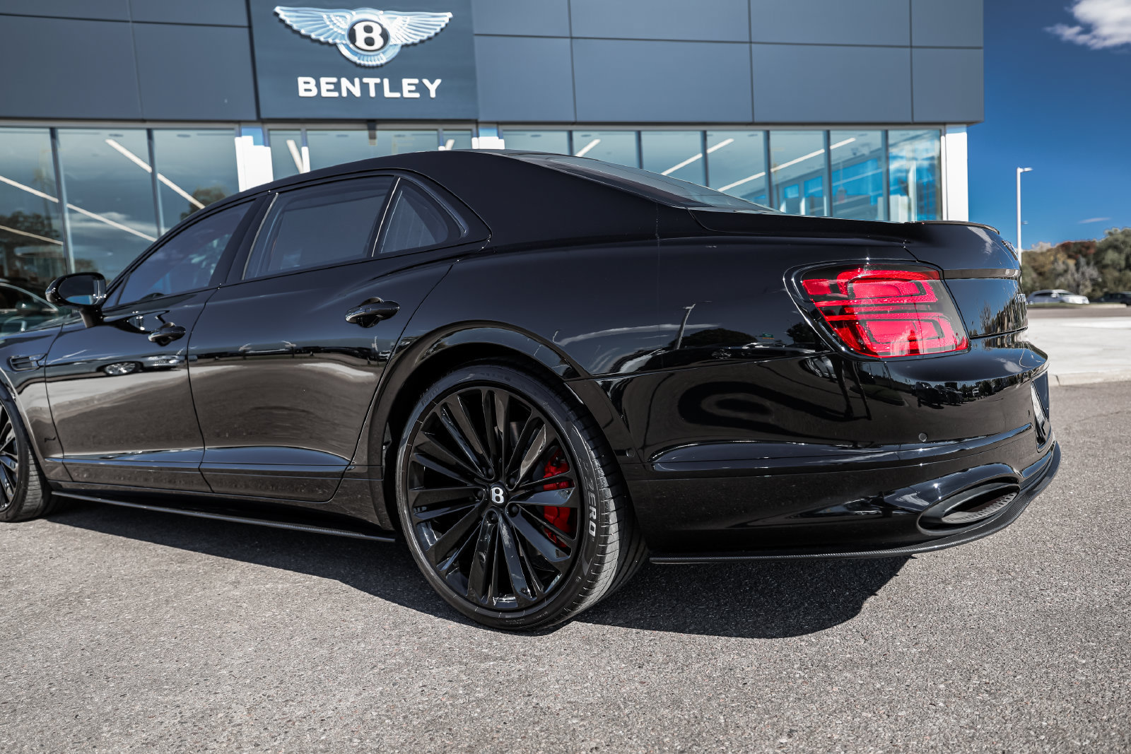Certified 2024 Bentley Flying Spur W12 AWD/4WD image 9