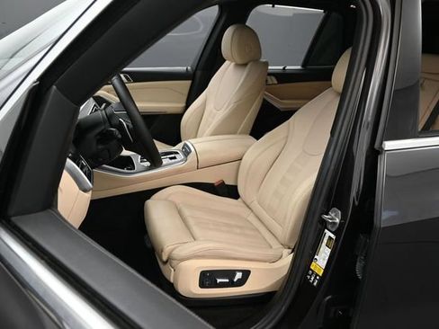 Used 2022 BMW X5 xDrive40i w/ Executive Package AWD/4WD image 10