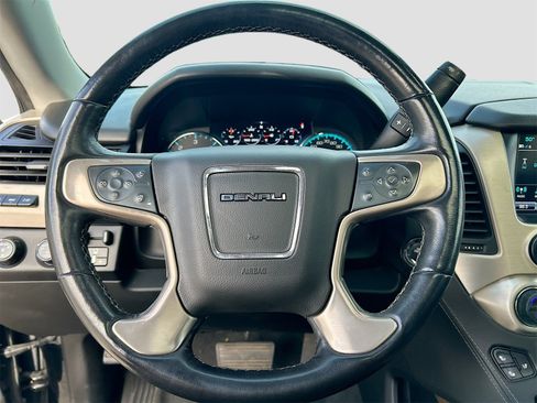 Used 2019 GMC Yukon XL Denali w/ Open Road Package image 11