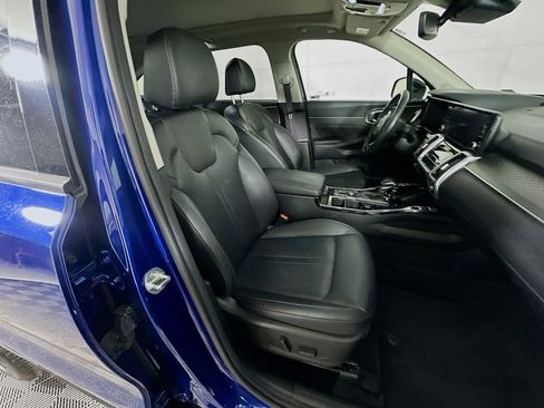 Used 2023 Kia Sorento SX AWD/4WD image 32