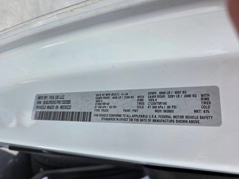 Used 2024 RAM ProMaster 2500 w/ Convenience Group image 23