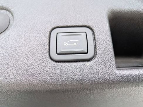 Used 2024 Chevrolet Equinox LT image 27