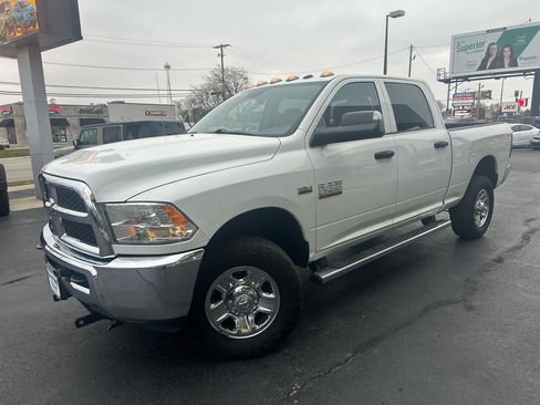 Used 2018 RAM 2500 Tradesman w/ Chrome Appearance Group image 55