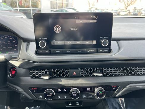 Used 2023 Honda Accord EX image 18