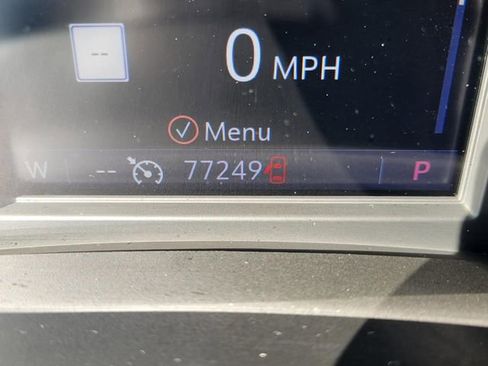 Used 2021 Buick Enclave Essence image 14