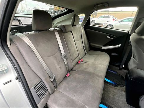 Used 2012 Toyota Prius One image 18