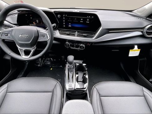 New 2026 Chevrolet Trax ACTIV w/ Sunroof Package image 5