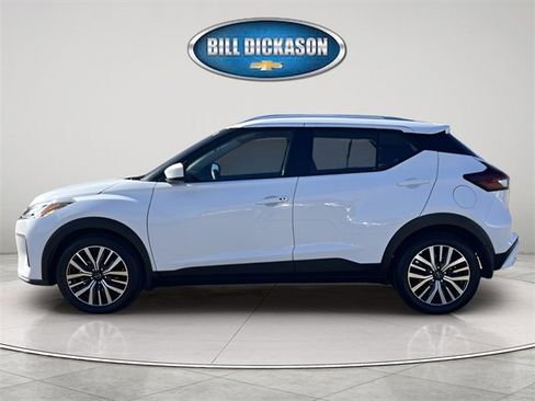 Used 2024 Nissan Kicks SV image 4
