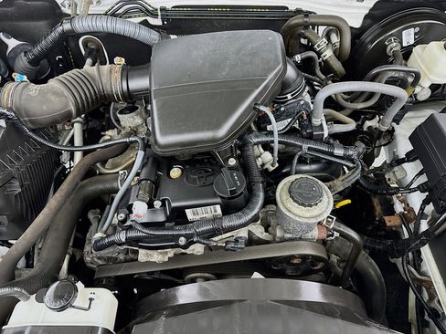 Used 2020 Toyota Tacoma SR RWD image 46