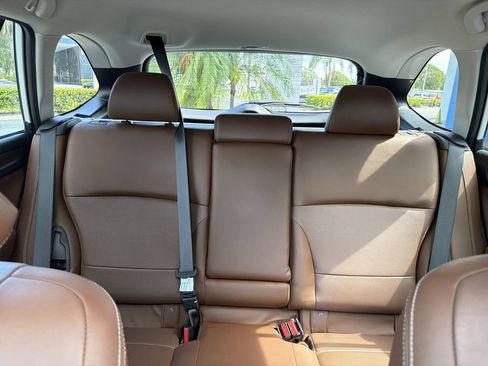 Used 2019 Subaru Outback 2.5i Touring AWD/4WD image 14