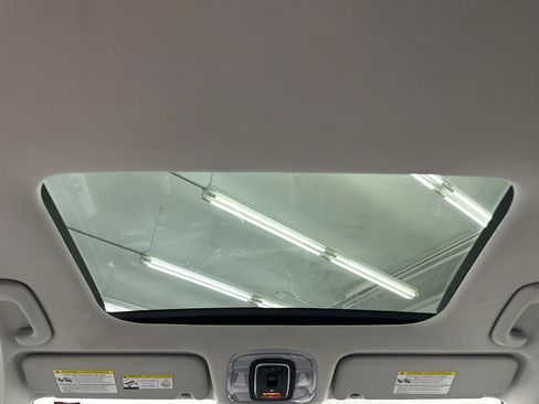 Used 2024 Hyundai Kona Limited FWD image 23