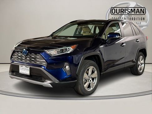 Used 2019 Toyota RAV4 Limited image 2