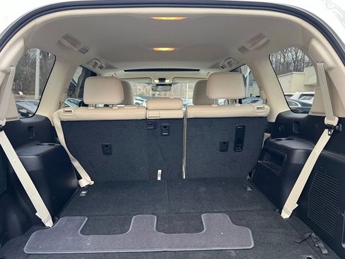 Used 2023 Lexus GX 460 Luxury image 11