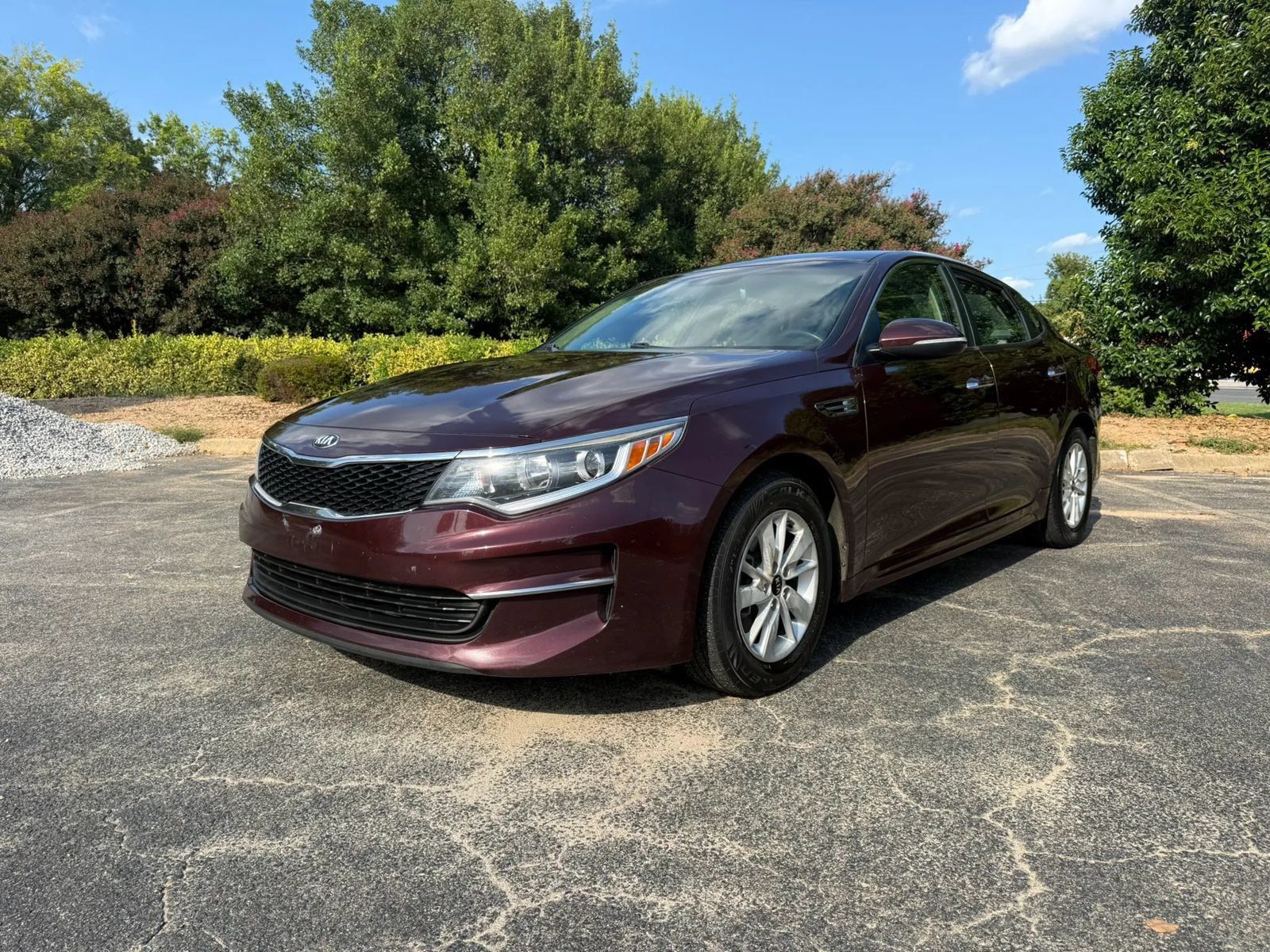 Used 2016 Kia Optima LX FWD image 2