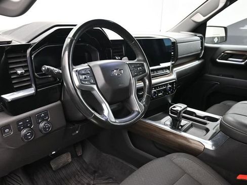 Used 2023 Chevrolet Silverado 1500 LT Trail Boss w/ Protection Package AWD/4WD image 13