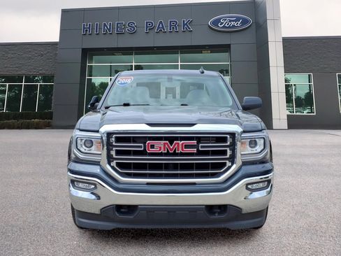 Used 2018 GMC Sierra 1500 SLE w/ SLE Value Package AWD/4WD image 2