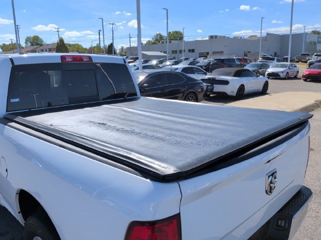 Used 2019 RAM 1500 Classic SLT RWD image 10