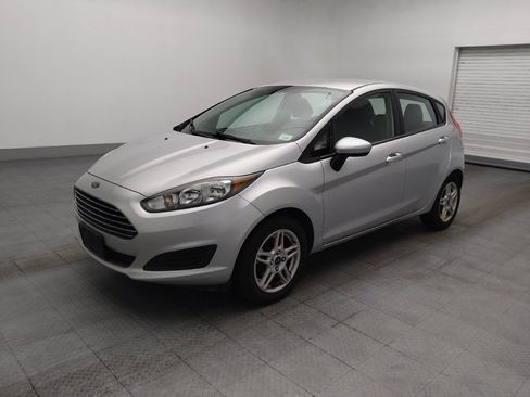 Used 2018 Ford Fiesta SE FWD image 2