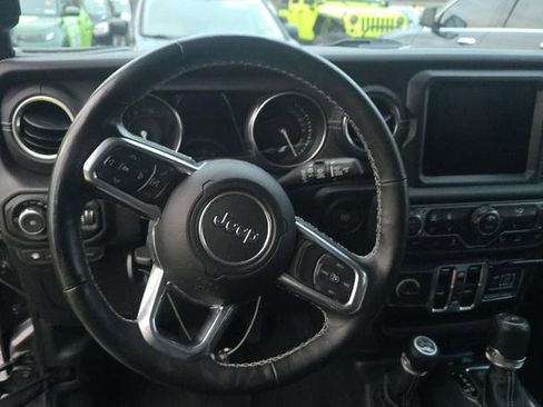 Used 2021 Jeep Wrangler Unlimited Sahara w/ Cold Weather Group image 9