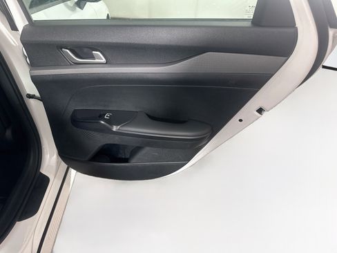 Used 2025 Kia K5 LXS FWD image 29