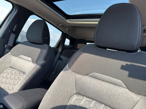 New 2026 Nissan Kicks SV w/ SV Premium Package image 27