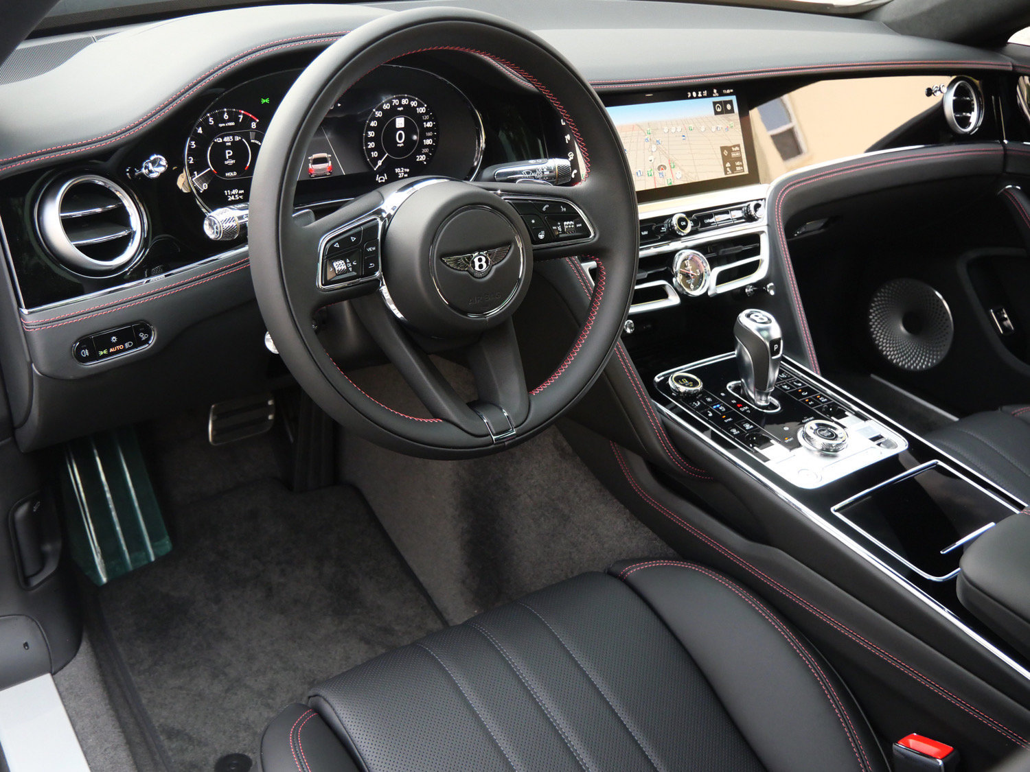New 2026 Bentley Flying Spur V8 AWD/4WD image 12