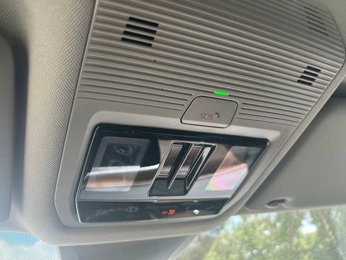 New 2026 Volkswagen Atlas SE FWD image 53