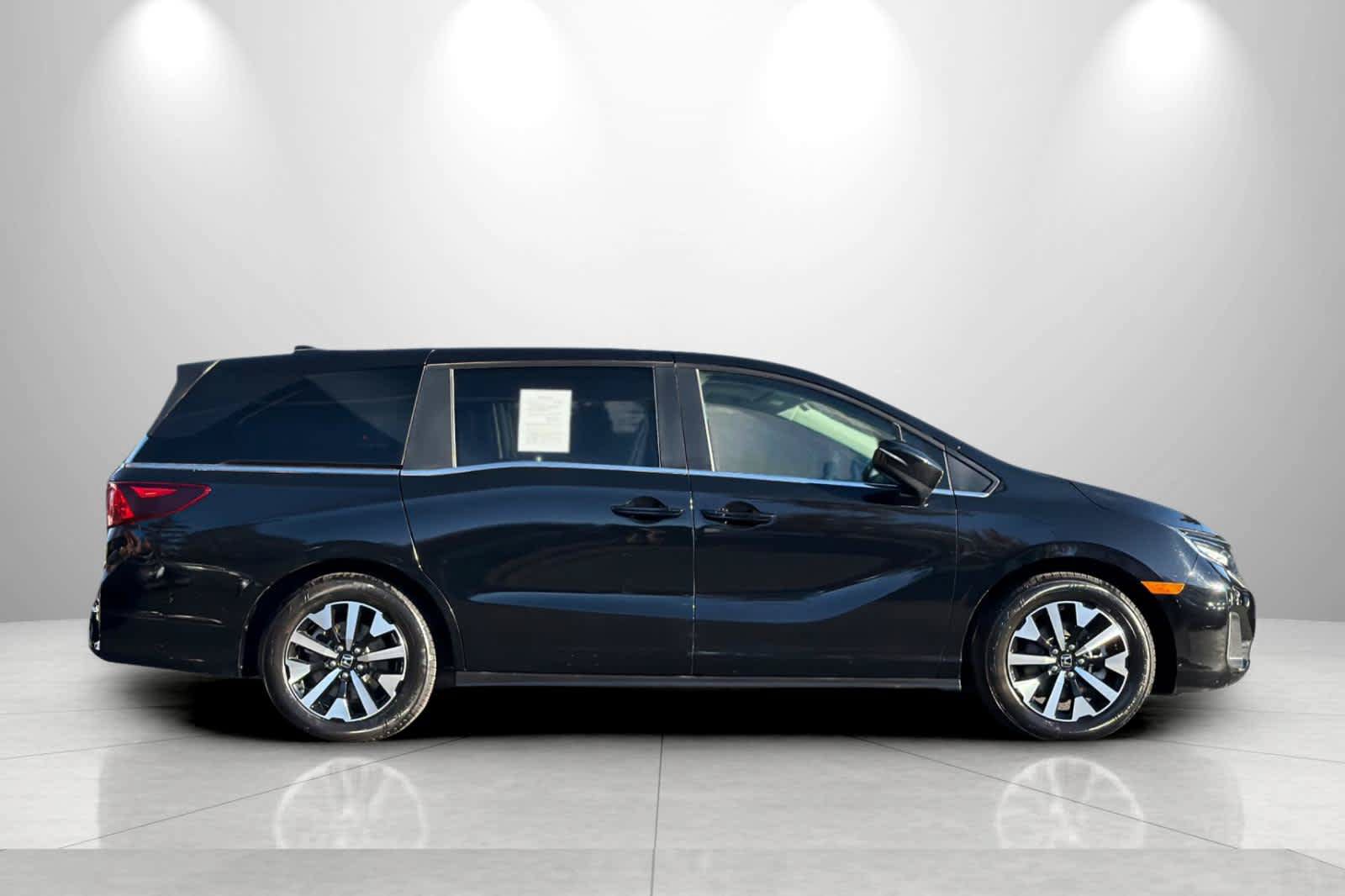 Used 2025 Honda Odyssey EX-L image 8