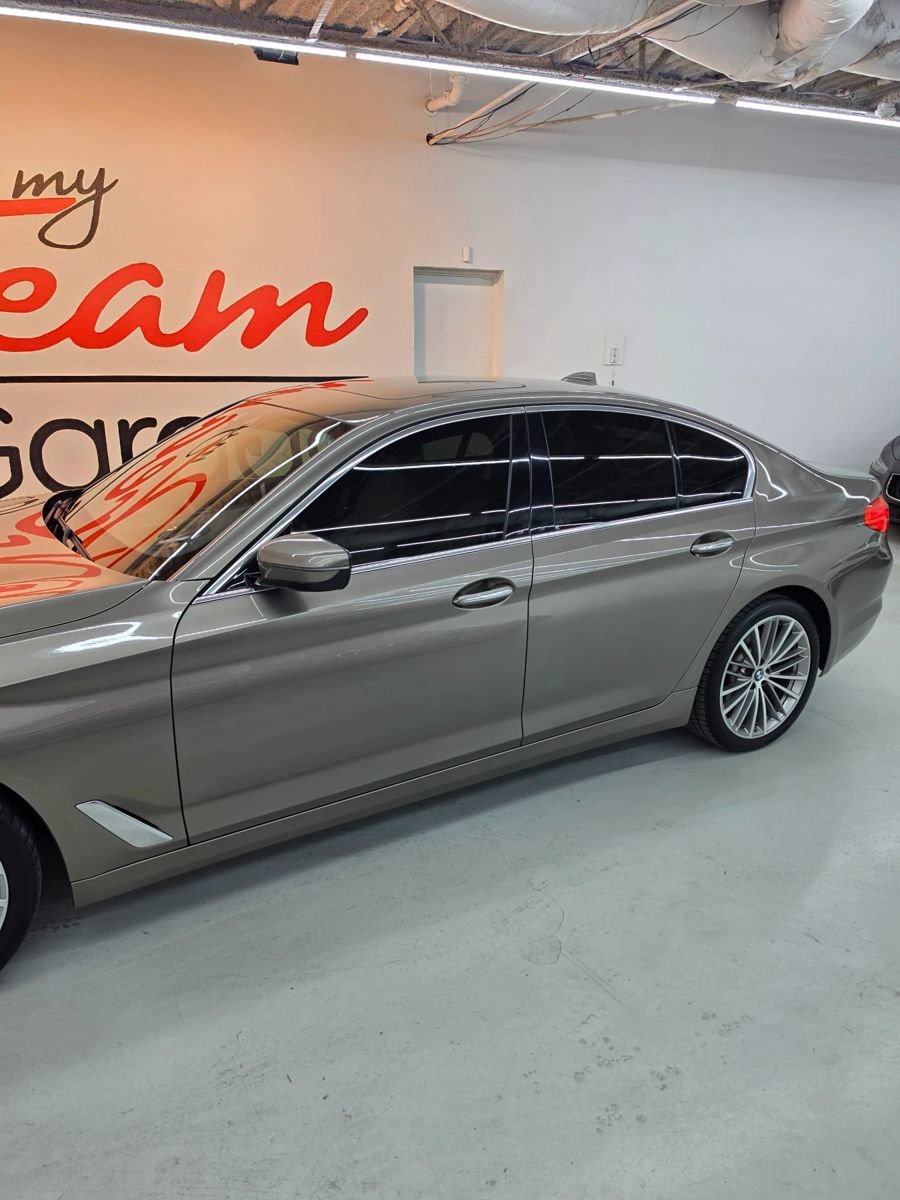 Used 2018 BMW 540i RWD image 4