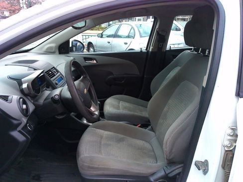 Used 2012 Chevrolet Sonic LS image 7
