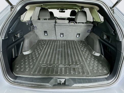 Used 2024 Subaru Outback Premium image 29