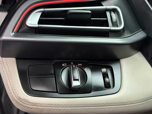 Used 2015 BMW i8 AWD/4WD image 30