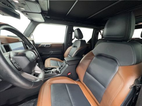 Used 2024 Ford Bronco Outer Banks AWD/4WD image 18