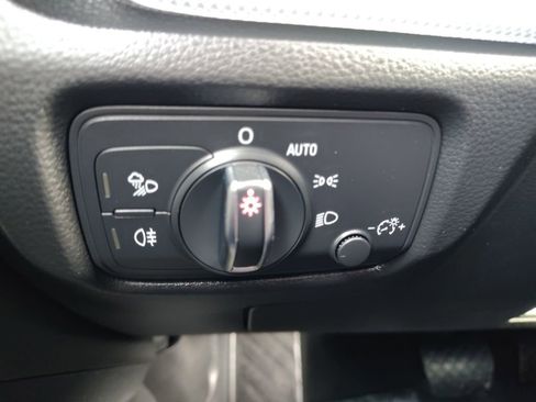 Used 2016 Audi A3 e-tron Premium Plus w/ Premium Plus Package image 11