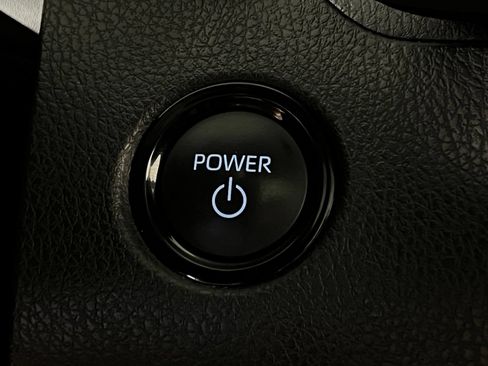 Certified 2025 Toyota Camry XLE AWD/4WD image 21