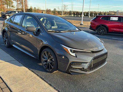 New 2026 Toyota Corolla SE image 6