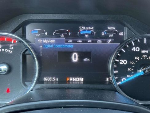 Used 2022 Ford F250 Lariat w/ Lariat Value Package AWD/4WD image 13