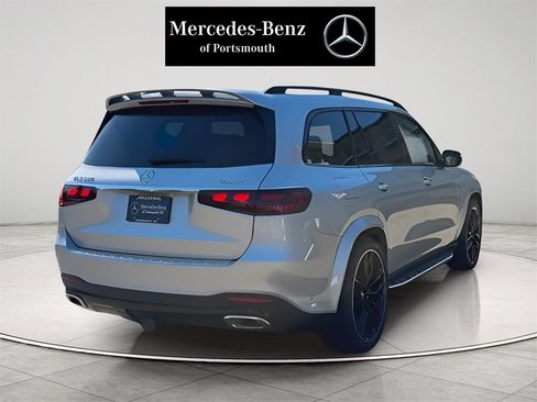 New 2025 Mercedes-Benz GLS 580 4MATIC image 8