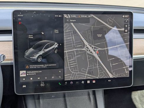 Used 2021 Tesla Model Y Long Range image 29